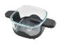 Quadratische Glasauflaufform mit schwarzem Halter und Griffen