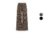 Weite Hose mit Leopardenmuster und Kordelzug in der Taille.