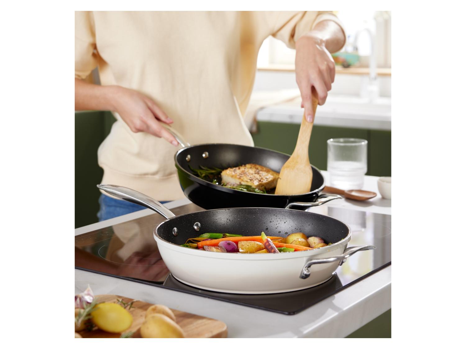 Crofton Aluguss Pfanne Mit Deckel ø 28 Cm Aluguss-Pfanne, alle Herdarten, Ø 28 cm | LIDL