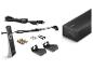 Soundbar mit Fernbedienung, Kabeln, Batterien und Montagezubehör.