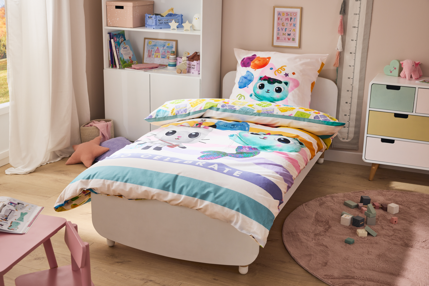 Thumbnail - Gabby´s Dollhouse Bettwäsche, 135 x 200 cm (Streifen/bunt)