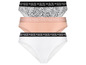 Drei Paar Damen-Slips von bys.oliver: ein Paar mit einem weißen und schwarzen Muster, ein rosafarbenes und ein weißes.