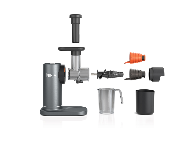 Zerlegter Slow Juicer mit Zubehör, einschließlich Stopfer, Behältern und Sieben.
