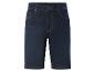 Dunkelblaue Jeans-Shorts.