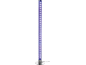 Violette Glitzer-Säulenlampe mit Chromfuß und schwarzem Kabel.