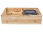 Holz-Gartenbeet mit leerem Fach und faltbarer grauer Wanne