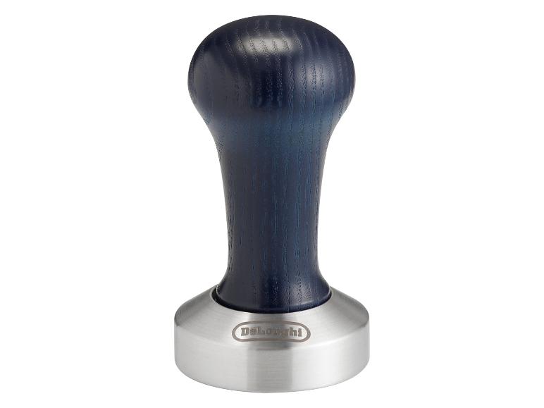 DeLonghi Kaffeestamper mit blauem Holzgriff und Metallsockel.