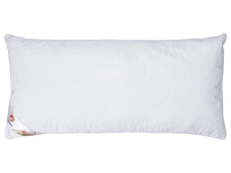 Weißes, gestepptes Kissen von Polygiene.