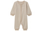 Beige gestreiftes Baby-Overall mit langen Ärmeln.