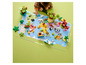 LEGO Weltkarte mit Tier- und Baumfiguren.