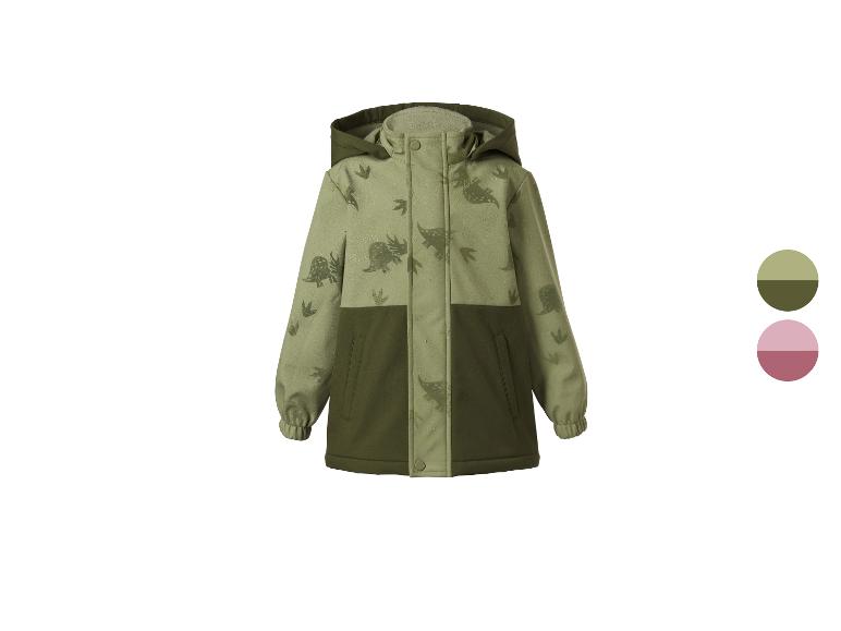 Grüne Kinder-Softshelljacke mit Dinosaurier-Muster und Kapuze.