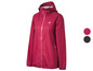 Eine rosa Regenjacke mit Kapuze von Berghaus.