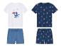 Kinderpyjama: weißes T-Shirt mit Oktopus und Boot, blaues T-Shirt mit Segelbootmotiv, passende Shorts.