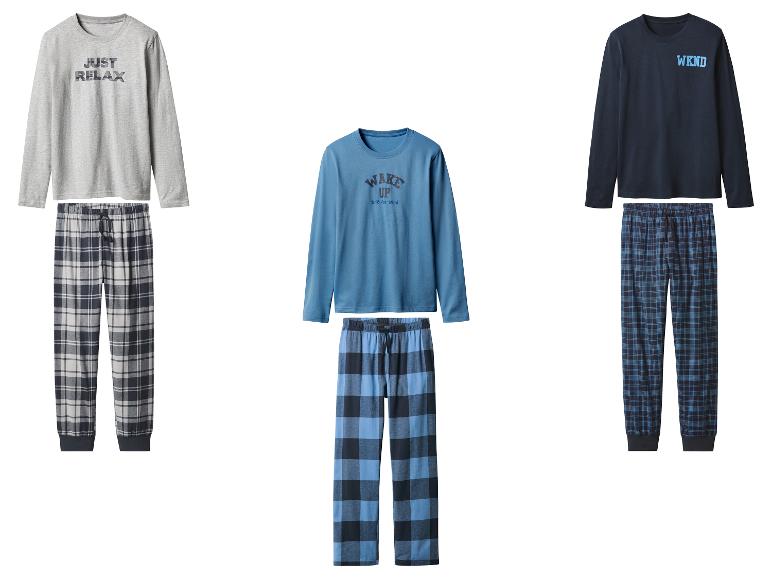 Drei Sets Herren-Pyjamas mit Langarmshirts und karierten Pyjamahosen.