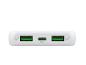 Weißes Ladegerät mit zwei USB-A (Quick Charge 3) und einem USB-C (PD) Anschluss.
