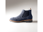 Blaue Wildleder-Stiefeletten mit brauner Sohle