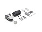 DJI Mini 2 Drohne mit Fernbedienung, zusätzlichen Propellern, Akku und Zubehör.