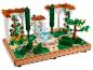 Ein LEGO Creator Expert Hängender Garten Set mit Brunnen und Pflanzen.