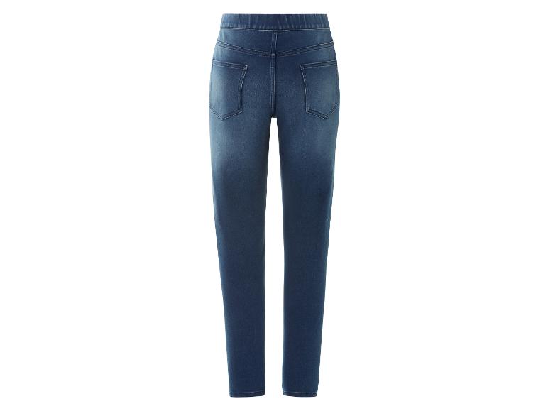 Blaue Skinny Jeans mit hoher Taille.