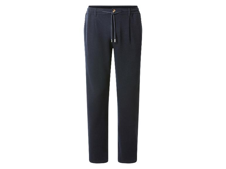 Herren-Jogginghose in Marineblau mit Kordelzug und Knopf.