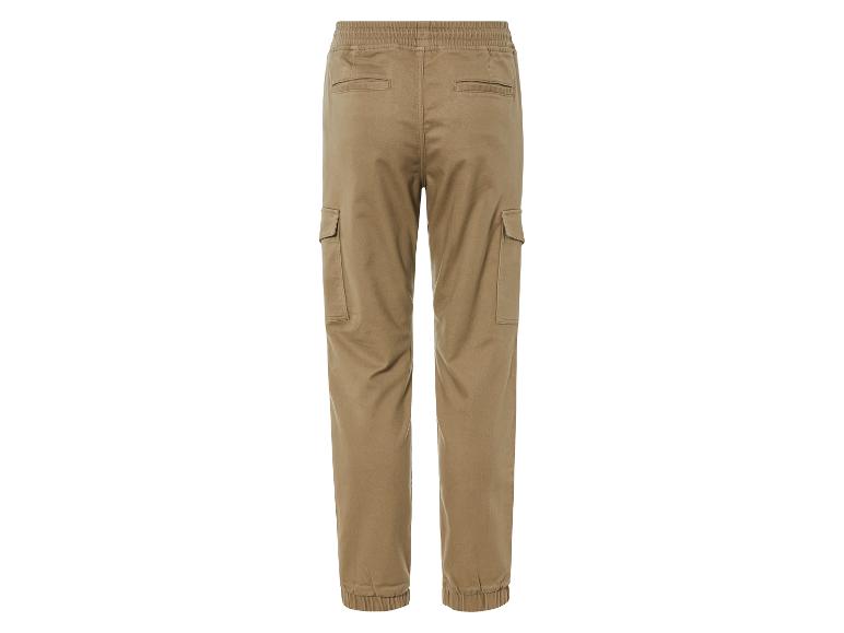 Beige Cargohose mit Gummizug.
