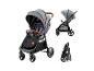 Grauer Kinderwagen in drei Positionen: geöffnet, halb geöffnet und zusammengeklappt.