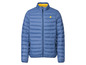 Eine blaue Daunenjacke mit gelbem Innenfutter