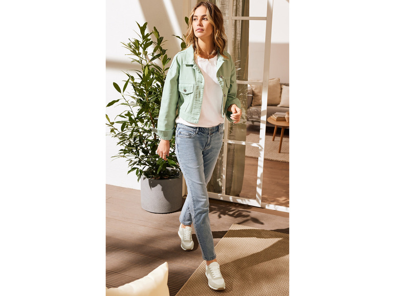 Gehe zu Vollbildansicht: esmara® Damen Jeansjacke in Cropped-Länge - Bild 11