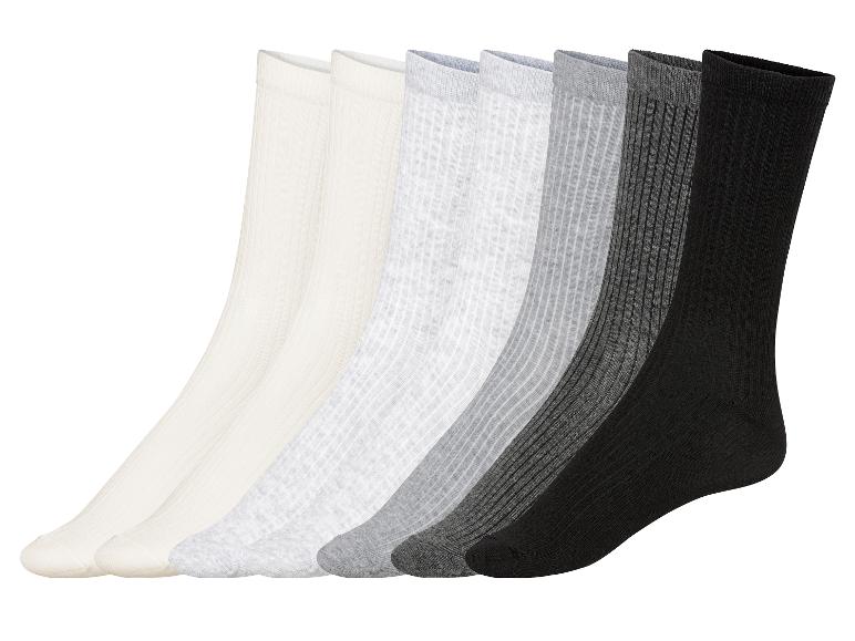 Sechs Paar Socken in Schwarz, Grau und Weiß