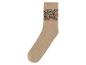 Beige Socken mit schwarzem und orangefarbenem Graffiti-Druck.