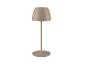 Beige Tischlampe mit konischem Schirm und rundem Fuß.