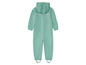 Ein grüner Regenoverall mit Kapuze für Kinder.