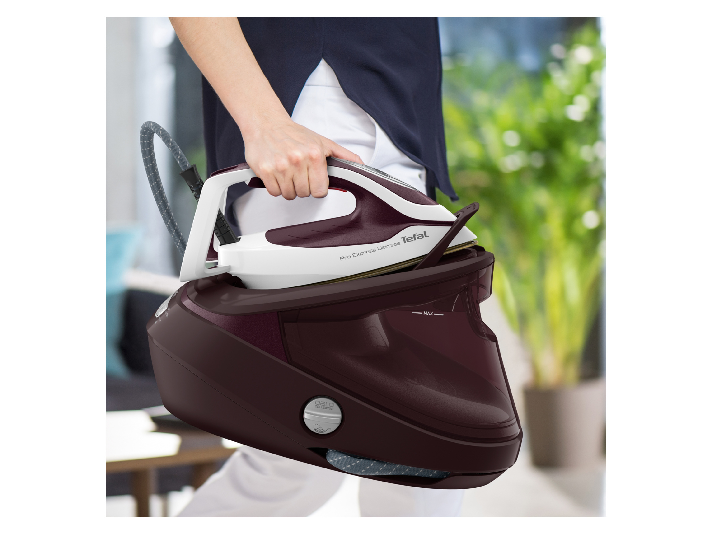 TEFAL Pro Express Ultimate II Dampfbügelstation, 3000W, 7,6 bar,Dampfstoß 600g/min, variable Dampfmenge 170g/min »GV9721« – Bild 2 von 4