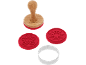 Keksstempel aus Holz mit Ausstechformen für Lebkuchenmann und Schneeflocke.