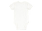 Ein weißer Babybody mit kurzen Ärmeln.