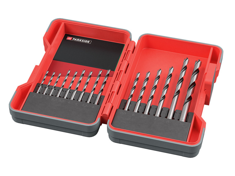 Ein Satz Parkside Bohrer in einer roten Aufbewahrungsbox.