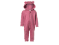 Rosa Fleece-Baby-Strampler mit Kapuze und Bärenohren.