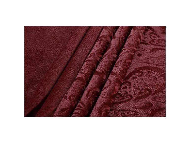 Burgunderroter Samtstoff mit geprägtem Blumenmuster