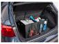 Auto Kofferraum Organizer mit Behältern, Sprühflasche und Autozubehör.