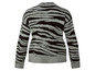 Ein grauer Pullover mit Streifen und Zebra-Muster.