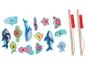 Hölzernes Angelspiel mit Fischen, Hai, Krabbe und anderen Meeresbewohnern.