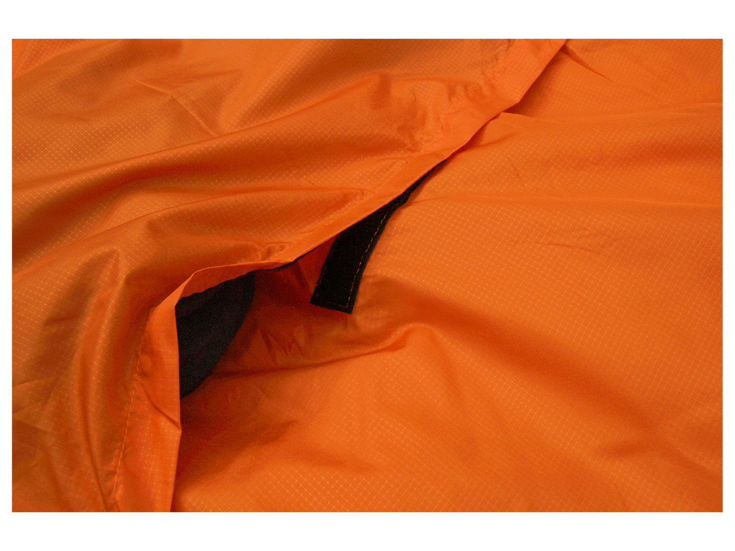 Gehe zu Vollbildansicht: TAMBU Mumienschlafsack Ofra orange - Bild 4