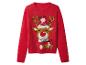 Roter Weihnachtspullover mit lächelndem Rentier, roter Nase, Mütze und einem Geschenk.