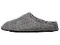Graue Filzpantoffeln.