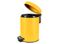 Ein gelber Abfallbehälter mit offenem Deckel.