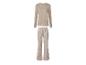 Beiger Pyjama mit Langarmshirt und floraler Hose