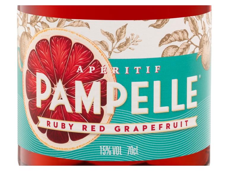 Pampelle Ruby Red Grapefruit Aperitif-Etikett mit Grapefruitscheibe und Blättern.