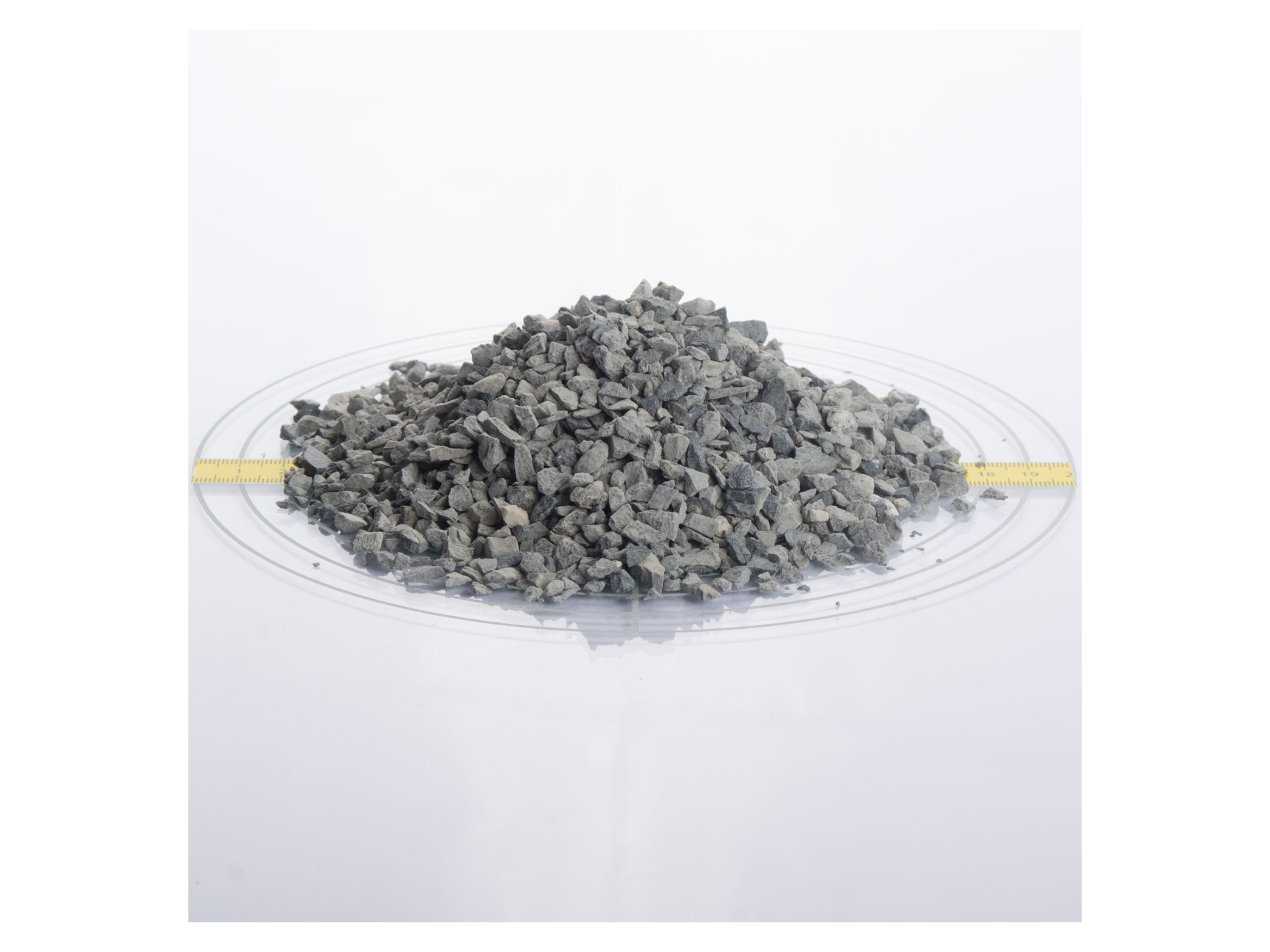 SCHICKER MINERAL Diabas Pflastersplitt (2-5 mm, 25 kg, Grau) – Bild 2 von 4