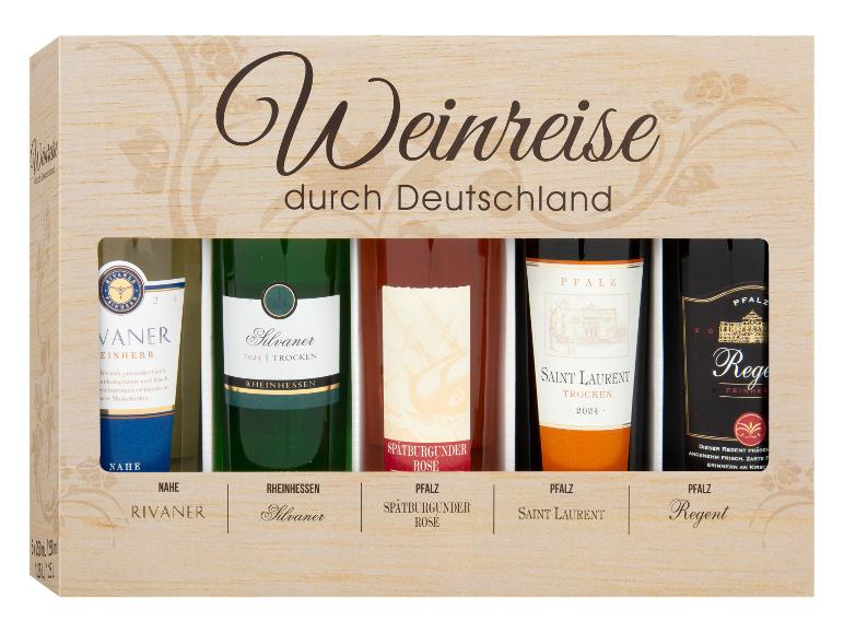 Geschenkset „Weinreise durch Germanland“ mit fünf Weinflaschen: Rivaner, Silvaner, Spätburgunder Rosé, Saint Laurent, Regent.