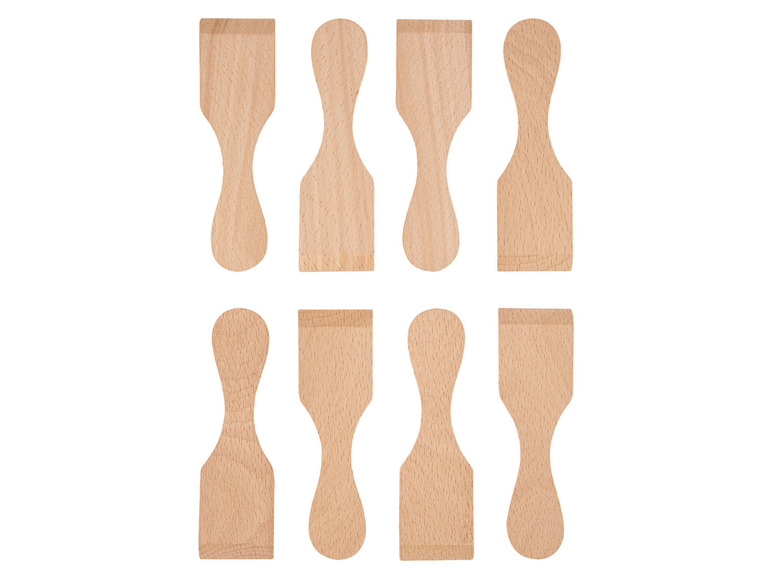 Acht Holzspatel, ideal zum Servieren von kleinen Gerichten.